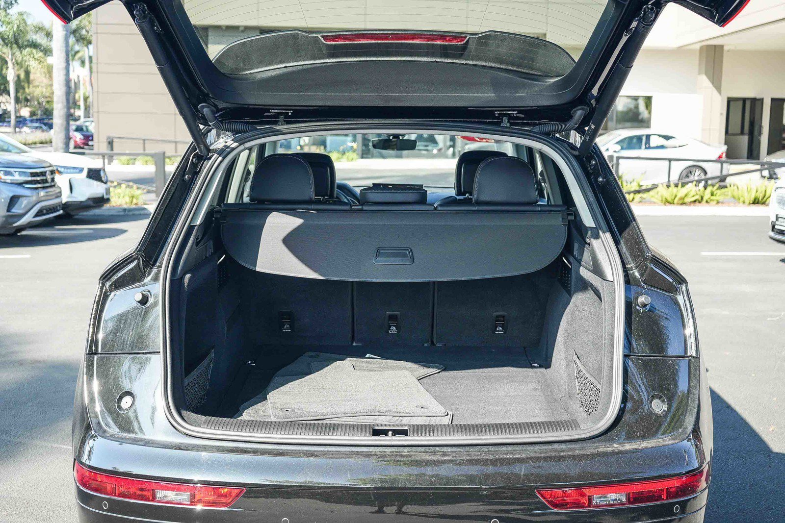 Used 2025 Audi Q5 2.0T Premium image 24