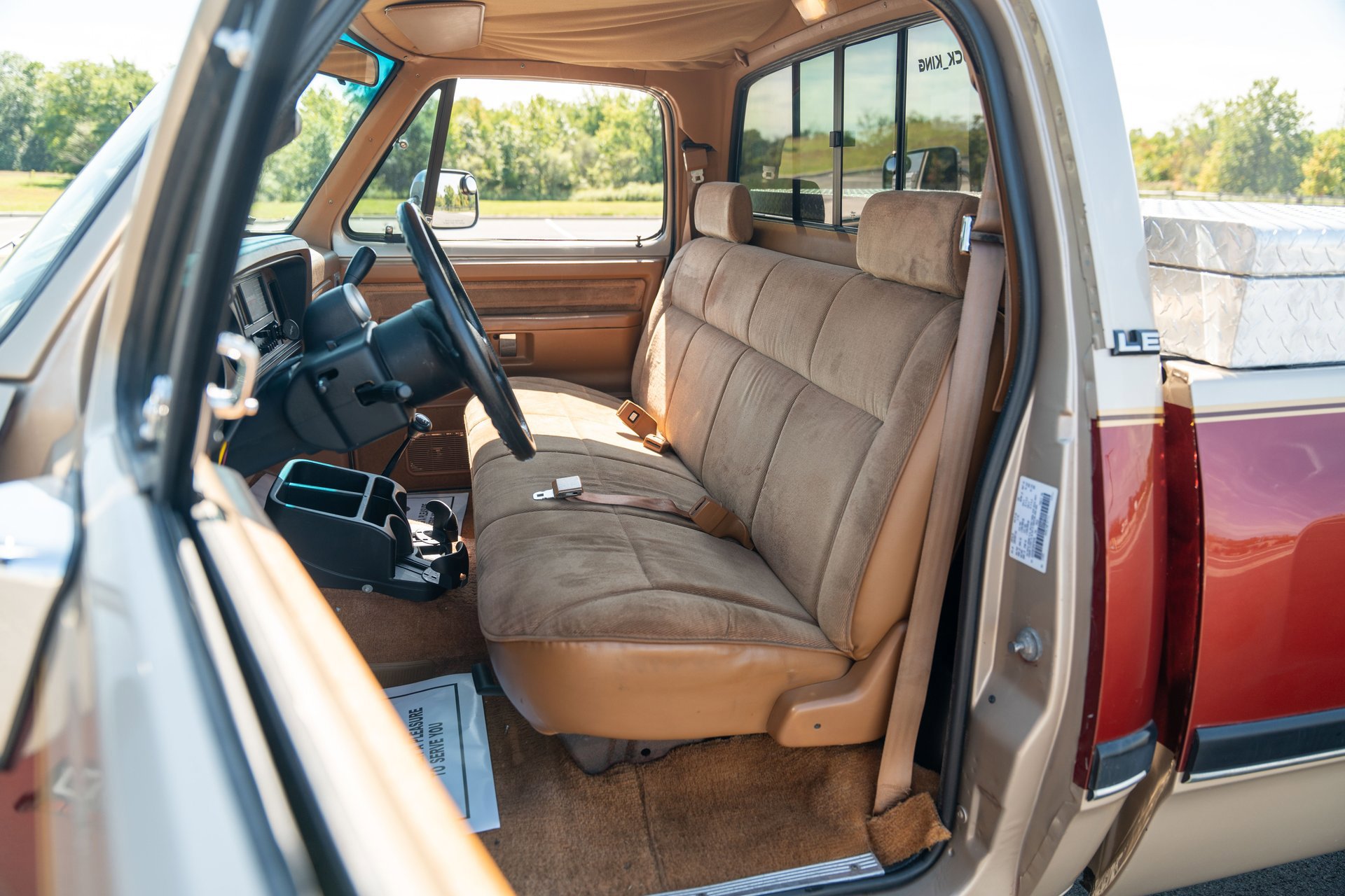 Used 1992 Dodge D/W Truck 350 image 39