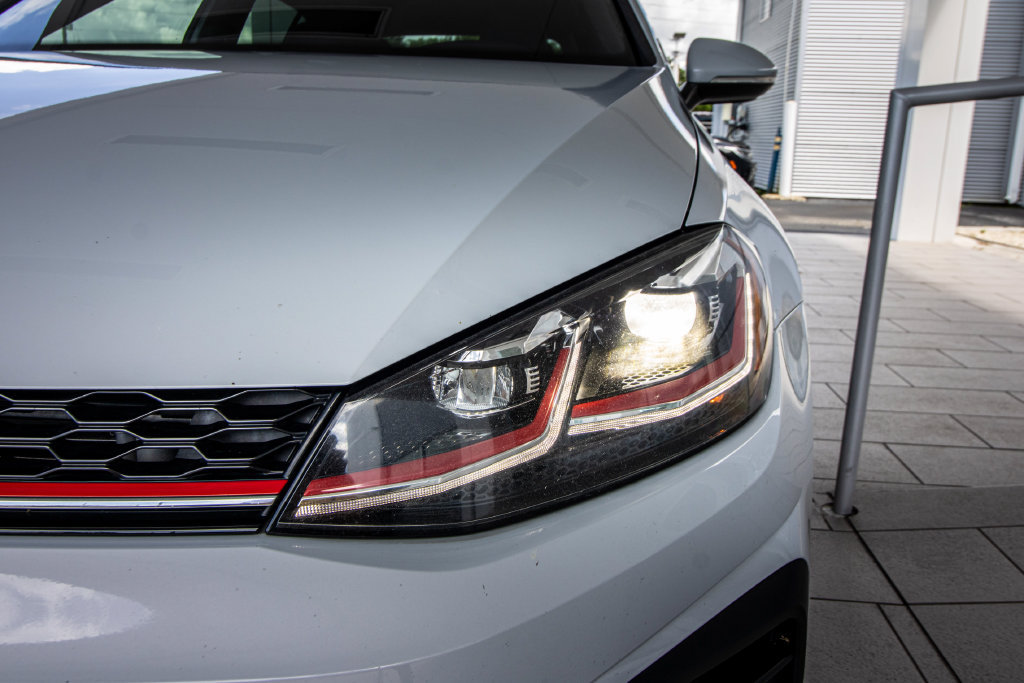 Used 2019 Volkswagen GTI SE FWD image 7