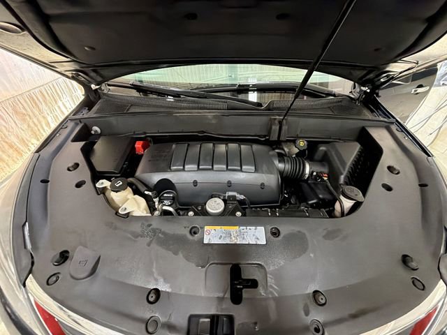 Used 2016 Chevrolet Traverse LS w/ LPO, 'HIT The Road' Package FWD image 26