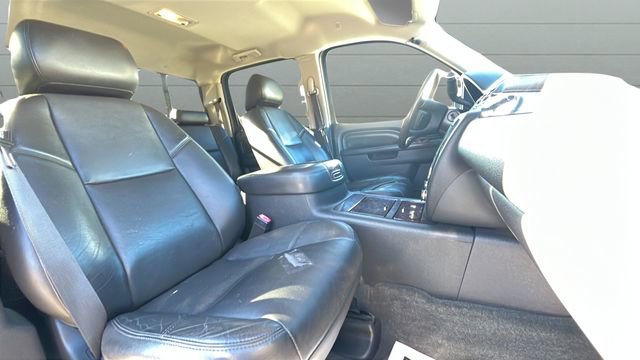 Used 2013 GMC Sierra 2500 Denali w/ Snow Plow Prep Package image 29