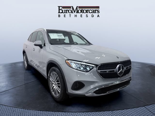 Used 2026 Mercedes-Benz GLC 300 4MATIC image 4