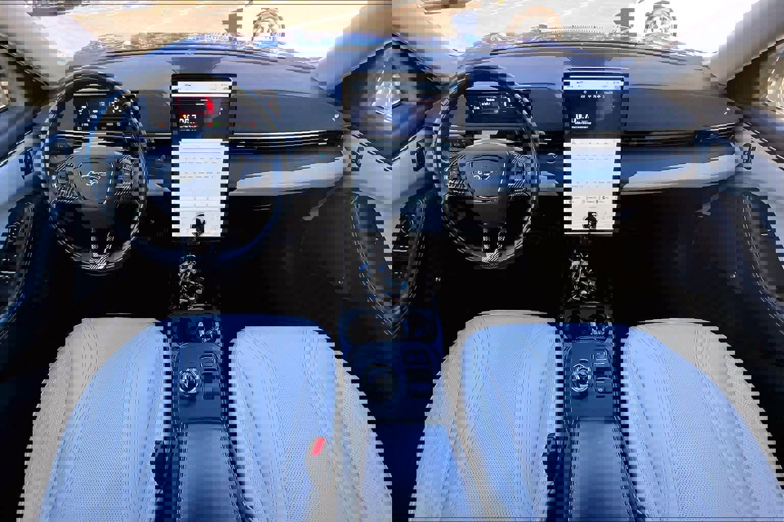 Used 2023 Ford Mustang Mach-E Premium image 27