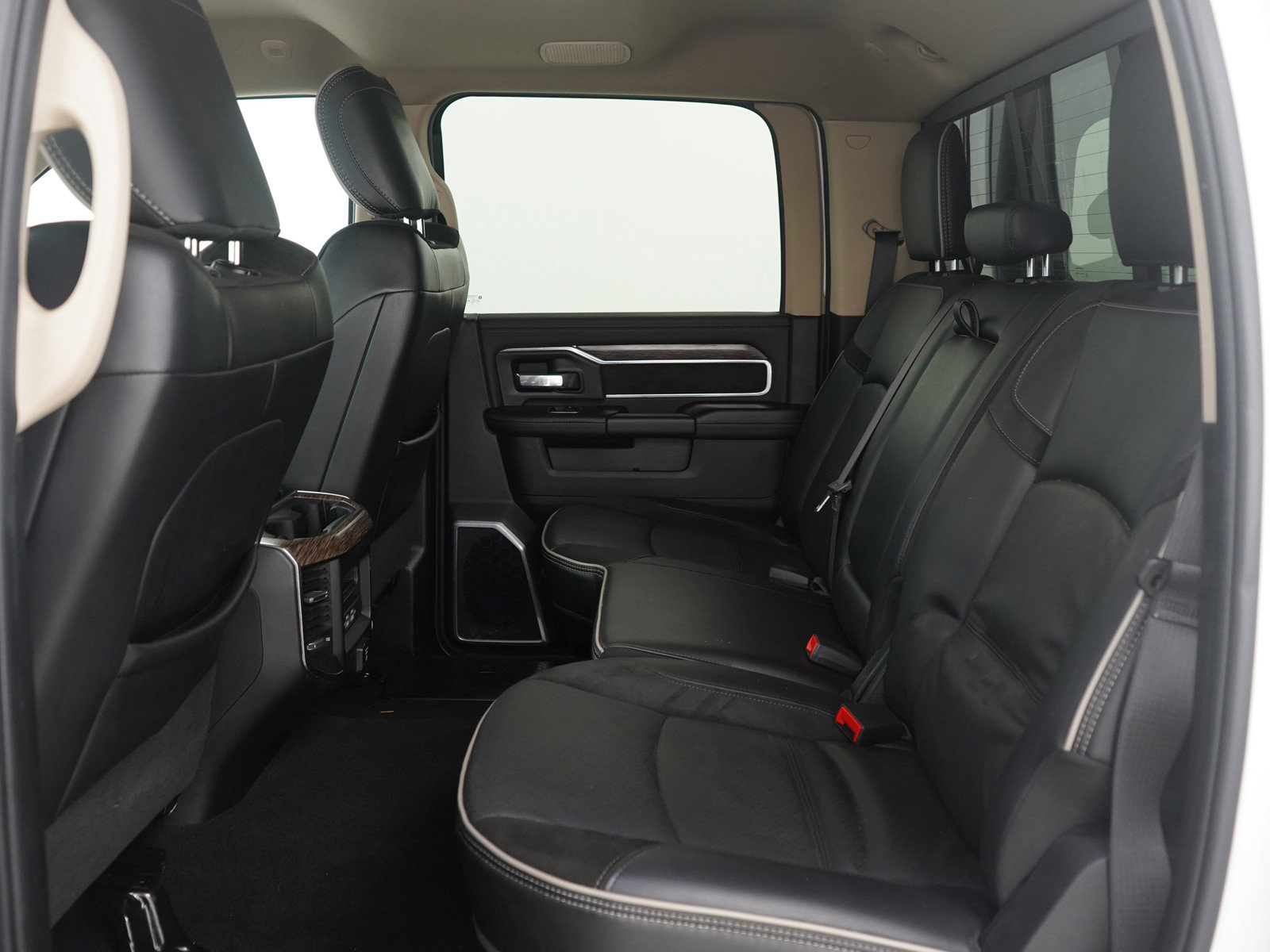 Used 2021 RAM 3500 Laramie image 19