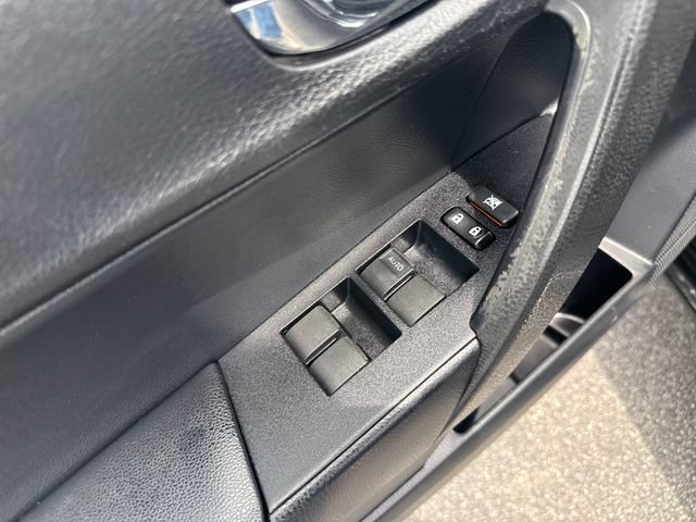 Used 2016 Toyota Corolla S FWD image 10
