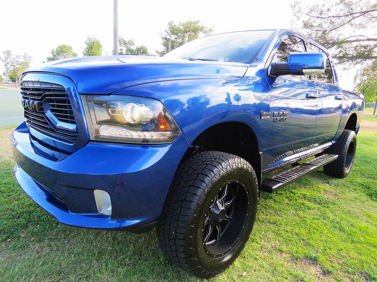 Used 2015 RAM 1500 Sport w/ Convenience Group AWD/4WD image 2