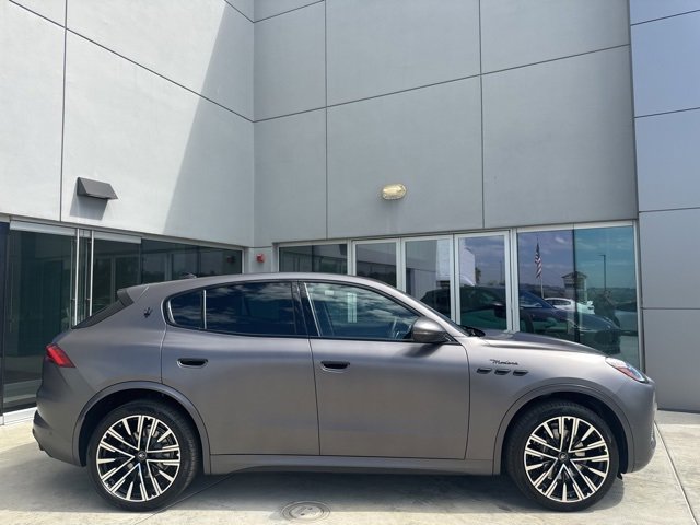 New 2025 Maserati Grecale Modena image 8