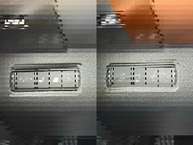 New 2025 Nissan Pathfinder Platinum w/ Cargo Package image 32