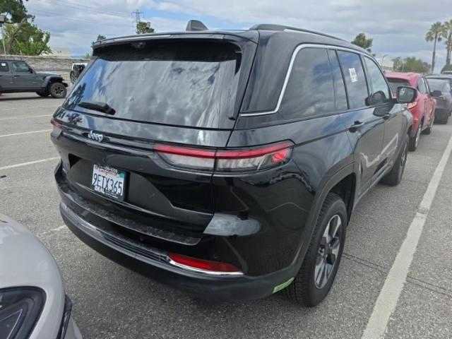 Used 2022 Jeep Grand Cherokee Limited 4xe w/ Luxury Tech Group II AWD/4WD image 2