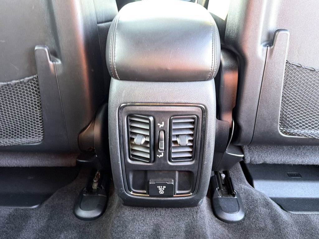 Used 2019 Jeep Grand Cherokee Altitude image 22