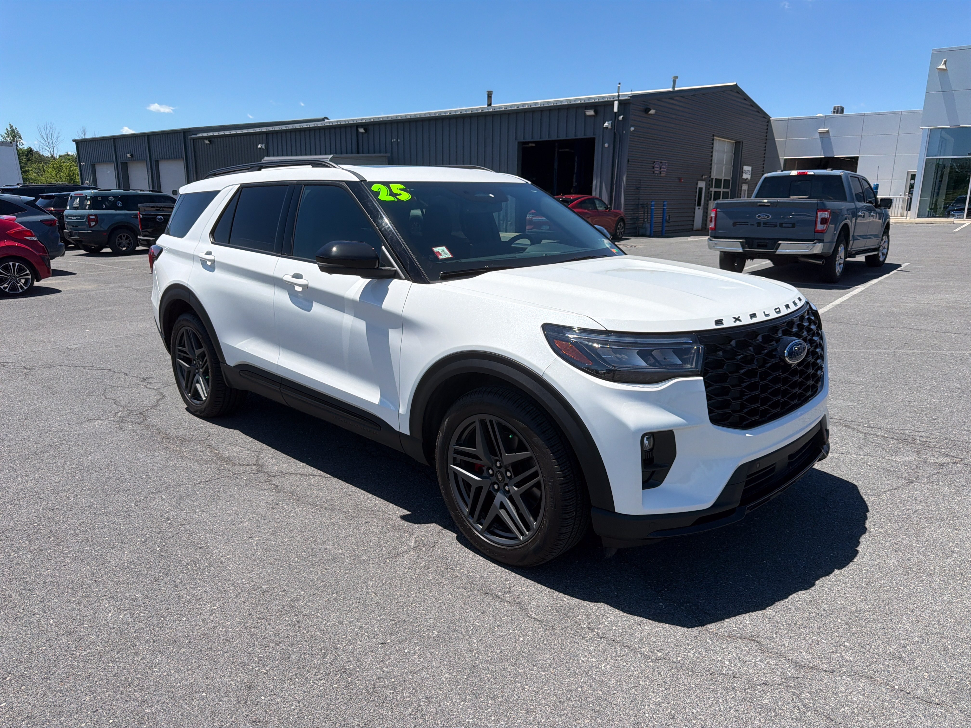 Used 2025 Ford Explorer ST