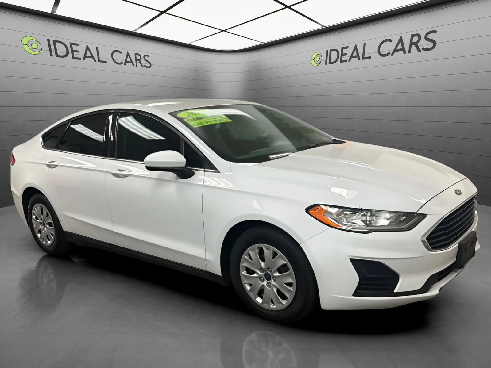 Used 2020 Ford Fusion S FWD image 3