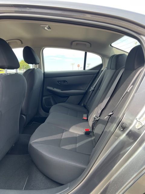 Used 2025 Nissan Sentra S image 10