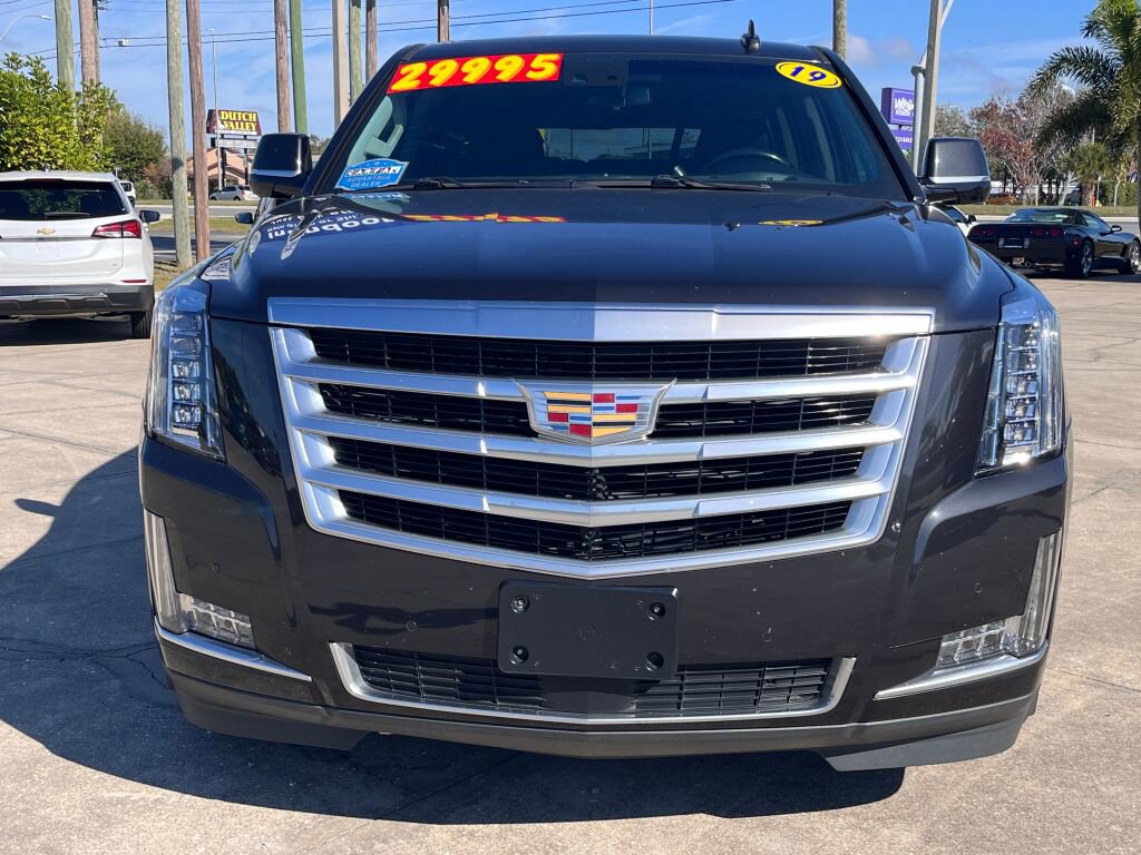 Used 2019 Cadillac Escalade ESV Premium Luxury RWD image 8
