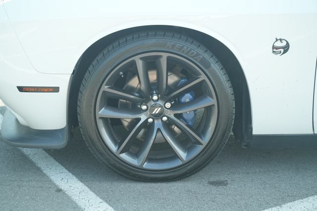Used 2019 Dodge Challenger R/T Scat Pack RWD image 11