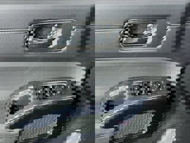 New 2026 Nissan Pathfinder SV image 15