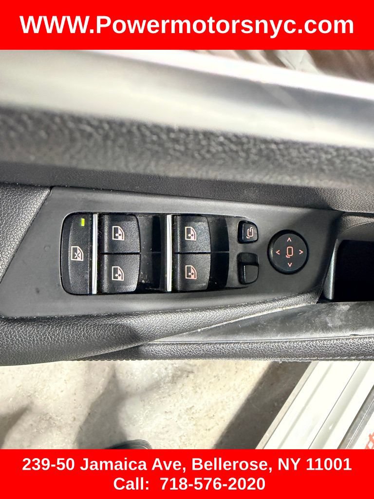 Used 2020 BMW 530i xDrive w/ Convenience Package AWD/4WD image 33