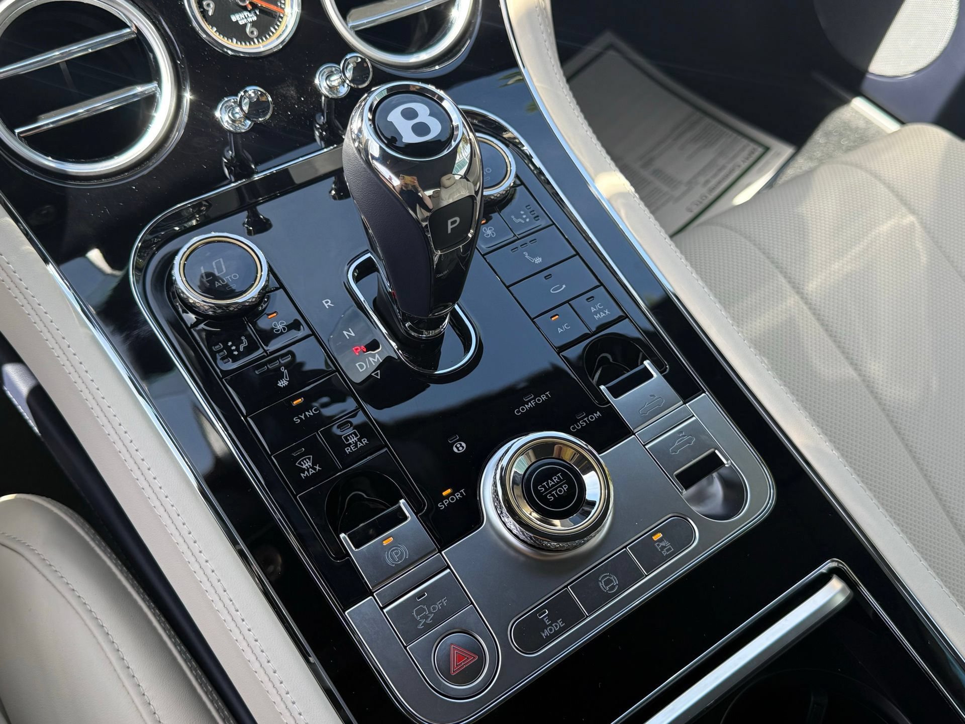 New 2026 Bentley Continental GTC AWD/4WD image 40
