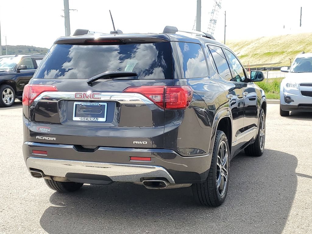 Used 2017 GMC Acadia Denali AWD/4WD image 3