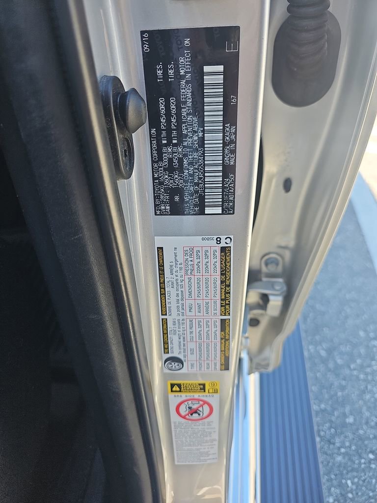 Used 2016 Toyota 4Runner Limited AWD/4WD image 30