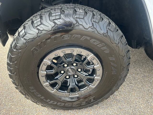 Certified 2025 Ford Bronco Raptor w/ Interior Carbon Fiber Pack image 9