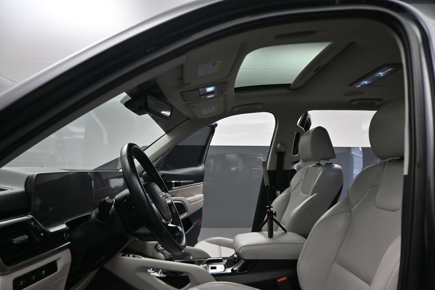 Used 2024 Kia Telluride S w/ S Sunroof Package AWD/4WD image 6