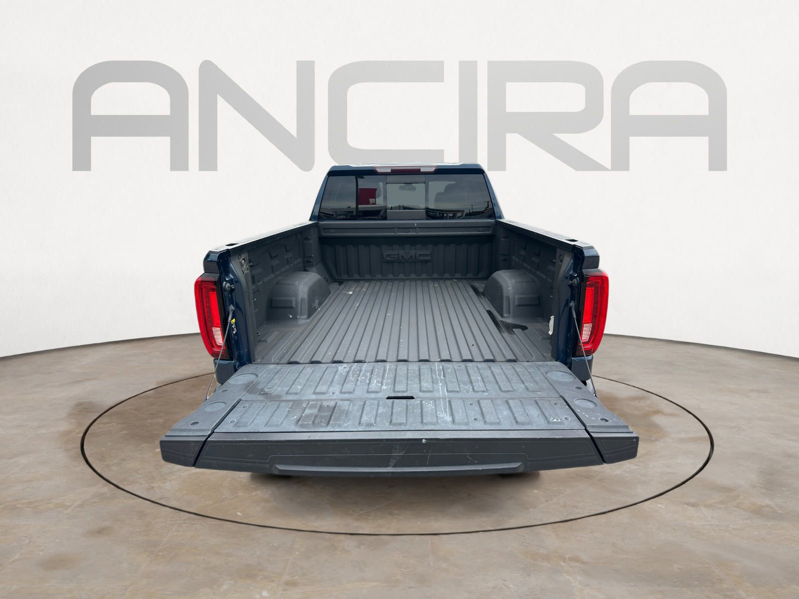 Used 2021 GMC Sierra 1500 SLT AWD/4WD image 12