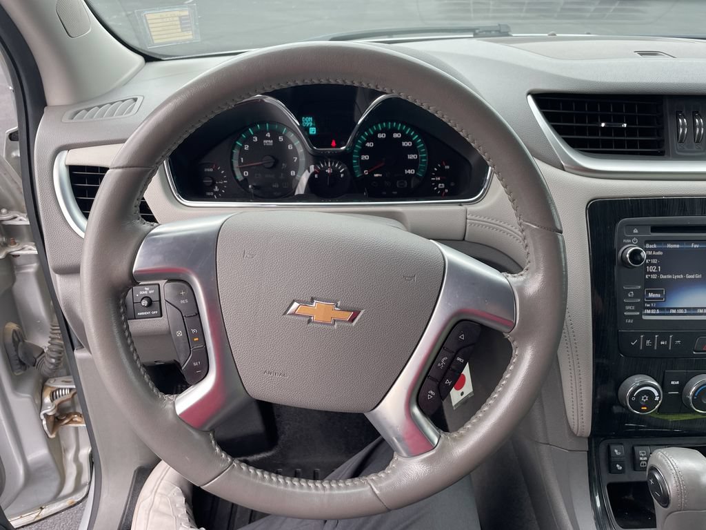 Used 2017 Chevrolet Traverse LT AWD/4WD image 10