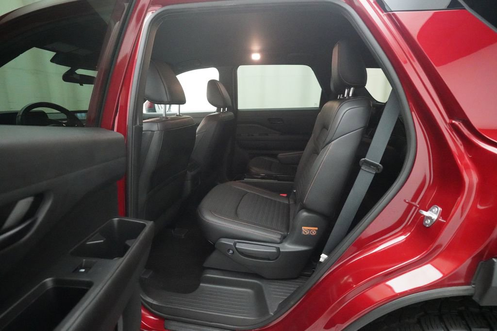 Certified 2024 Nissan Pathfinder Rock Creek image 15