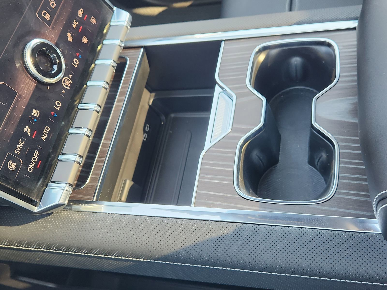 New 2025 GMC Sierra EV Denali AWD/4WD image 22