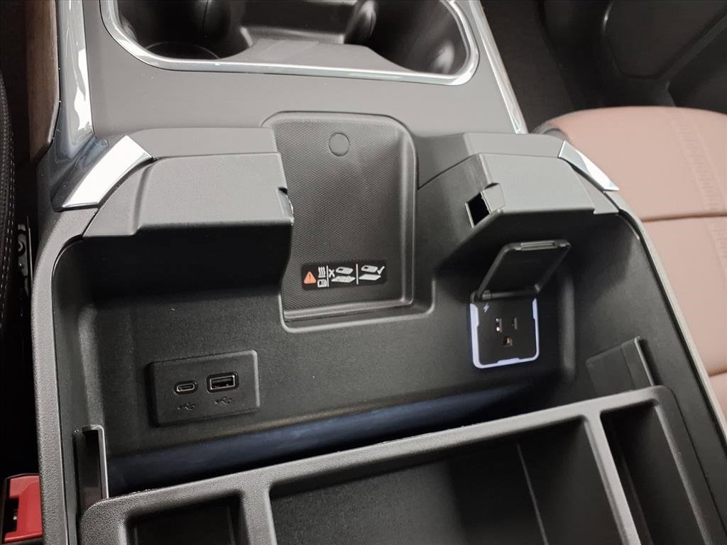 New 2026 Chevrolet Silverado 3500 High Country w/ High Country Premium Package image 9