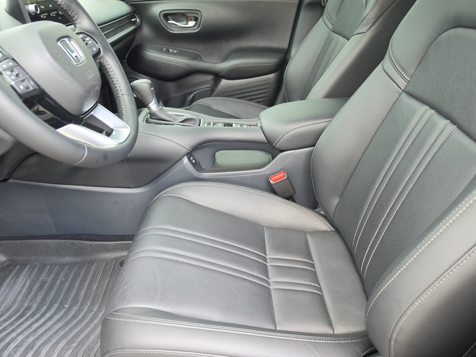 Certified 2026 Honda HR-V EX-L image 11