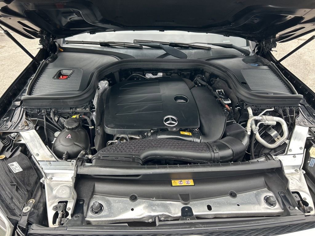 Used 2022 Mercedes-Benz GLC 300 image 16