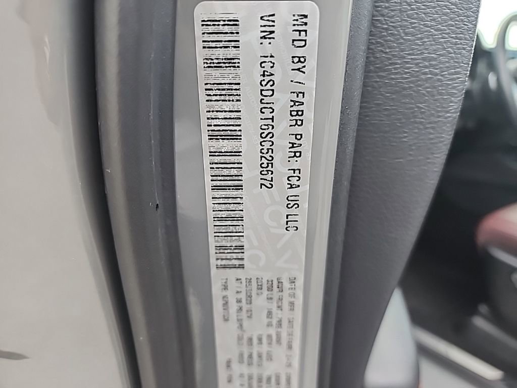 Used 2025 Dodge Durango R/T w/ Blacktop Package image 19