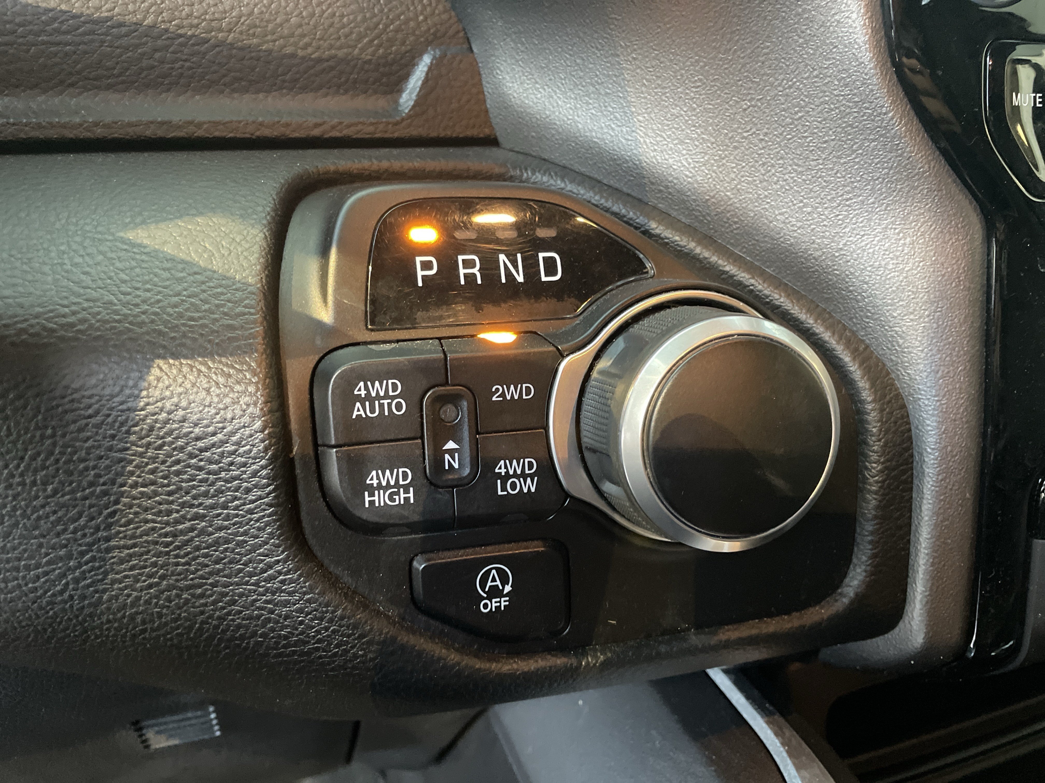 Used 2023 RAM 1500 Big Horn AWD/4WD image 29