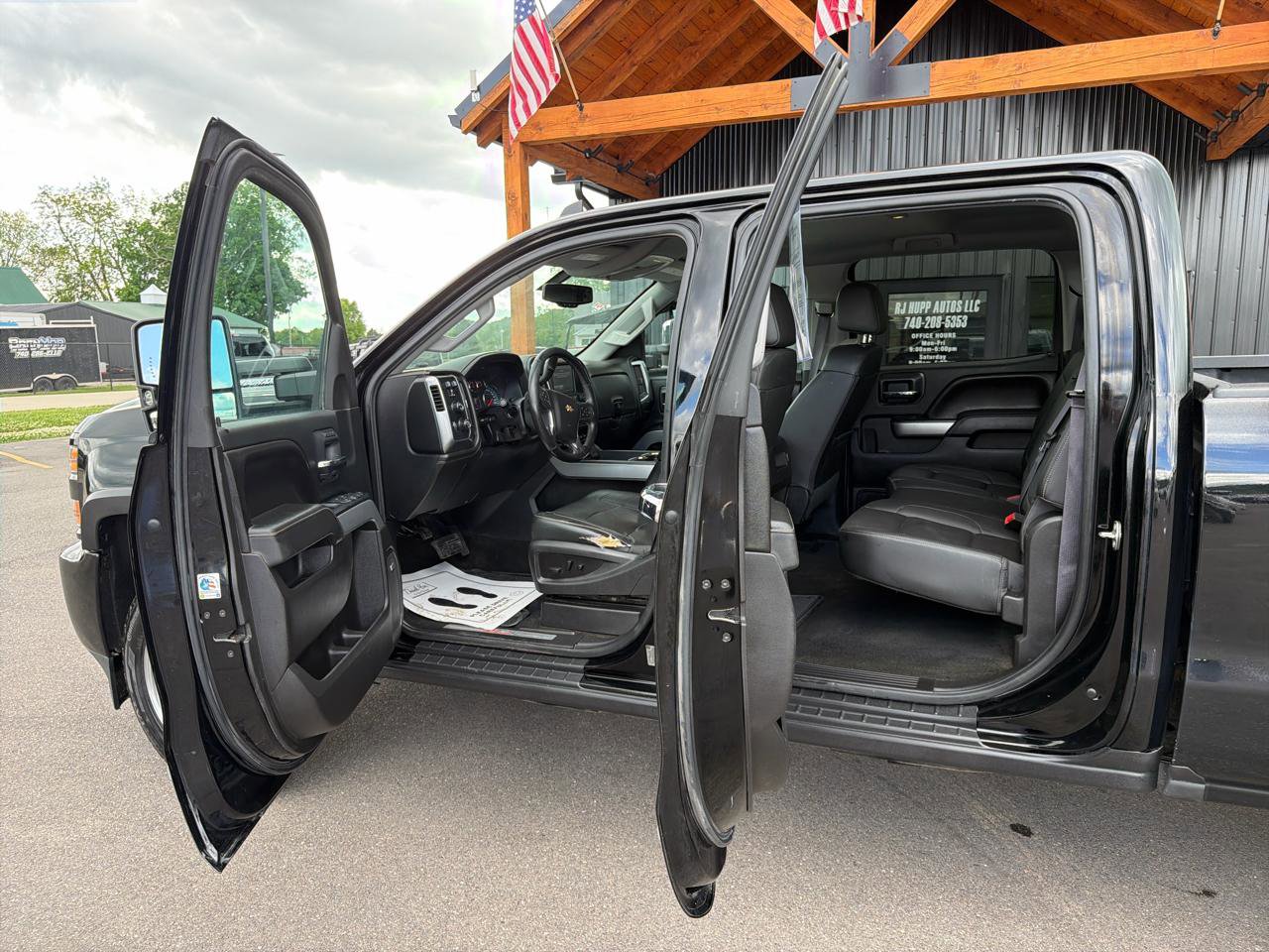 Used 2016 Chevrolet Silverado 2500 LTZ w/ Duramax Plus Package AWD/4WD image 7