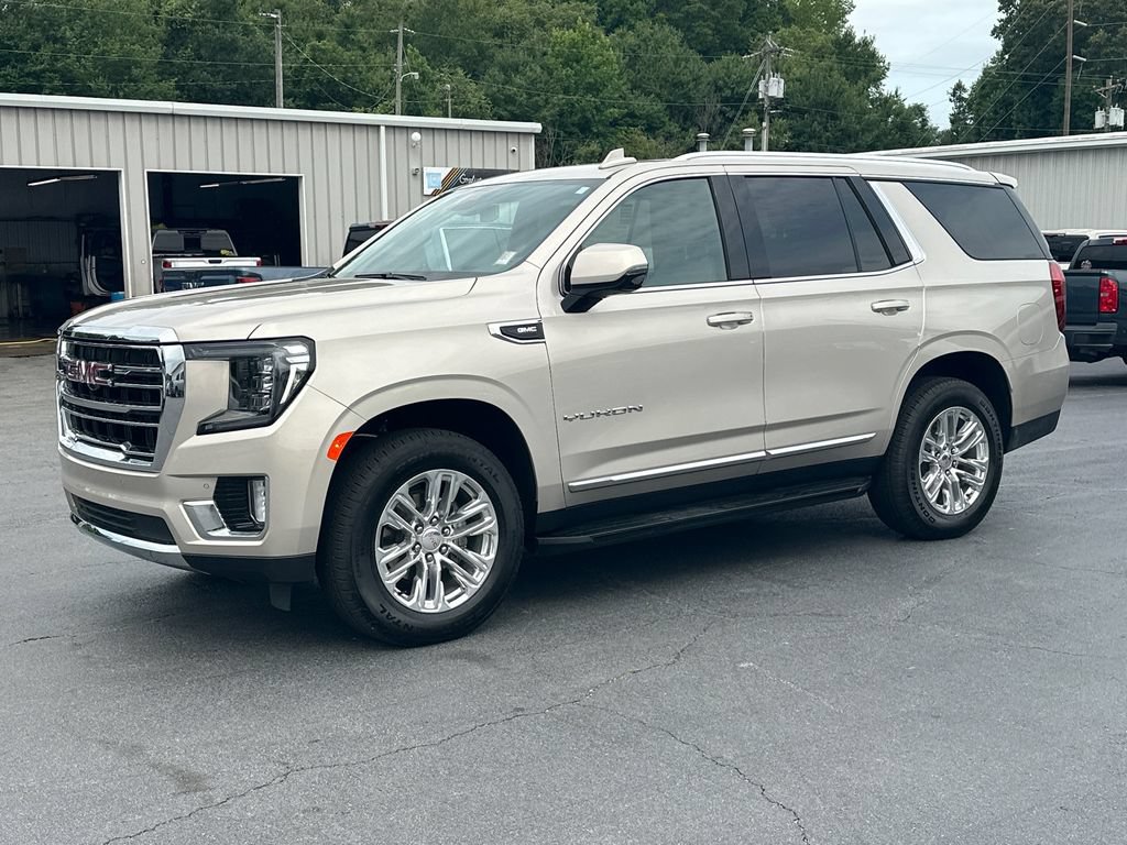 Used 2024 GMC Yukon SLT w/ SLT Luxury Package RWD video 2
