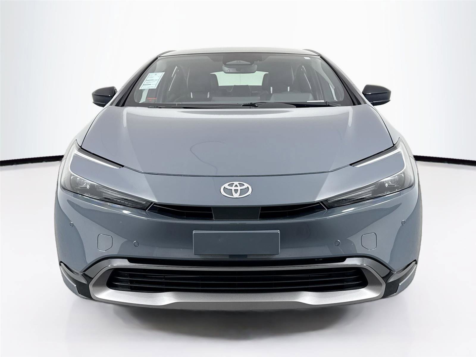 Used 2025 Toyota Prius Limited image 9