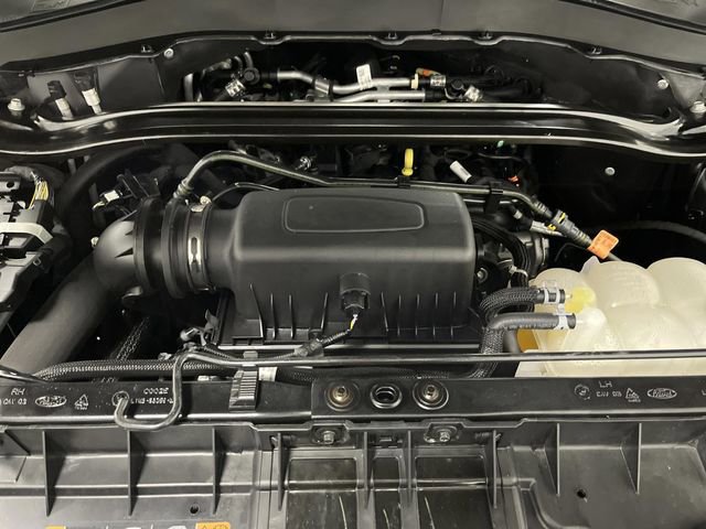 Used 2023 Ford Explorer Limited w/ Limited Technology Package image 41