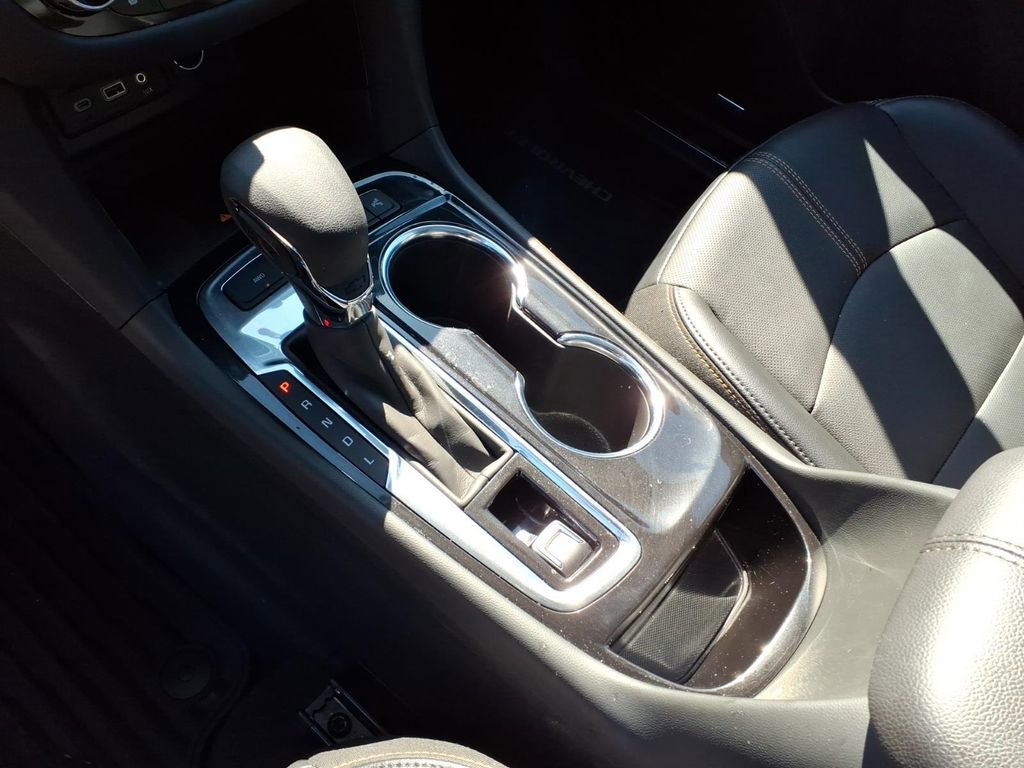 Used 2023 Chevrolet Equinox Premier image 22