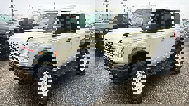 New 2026 Ford Bronco Heritage Edition image 2