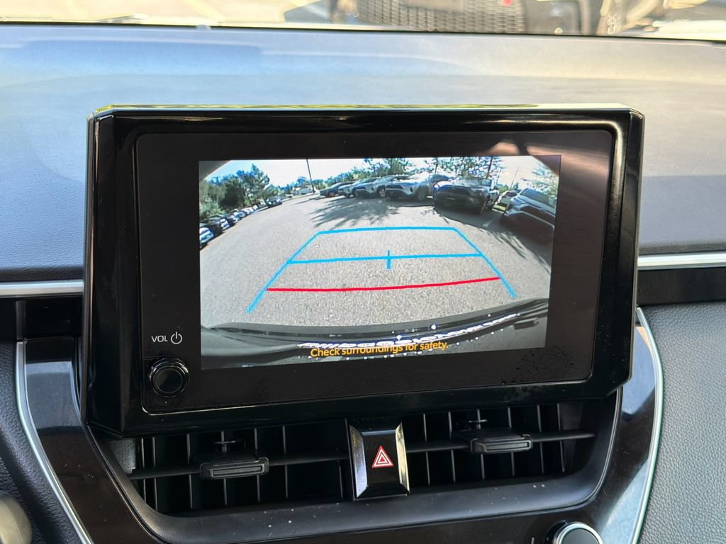 Used 2026 Toyota Corolla LE FWD image 27