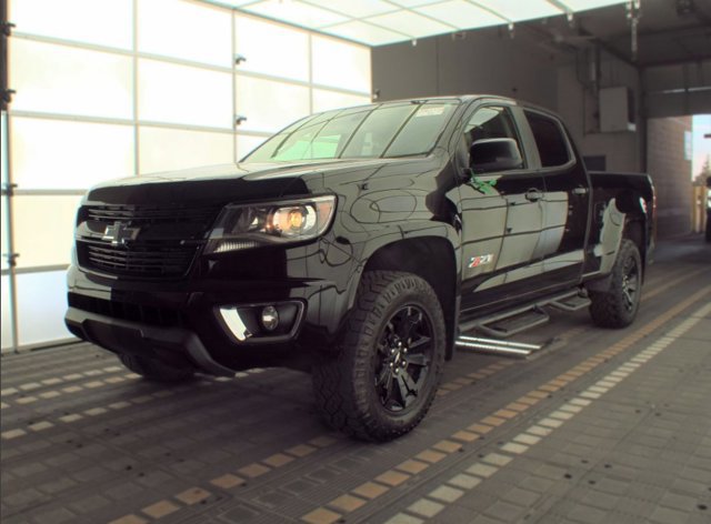 Used 2019 Chevrolet Colorado Z71 w/ Z71 Midnight Edition AWD/4WD image 1