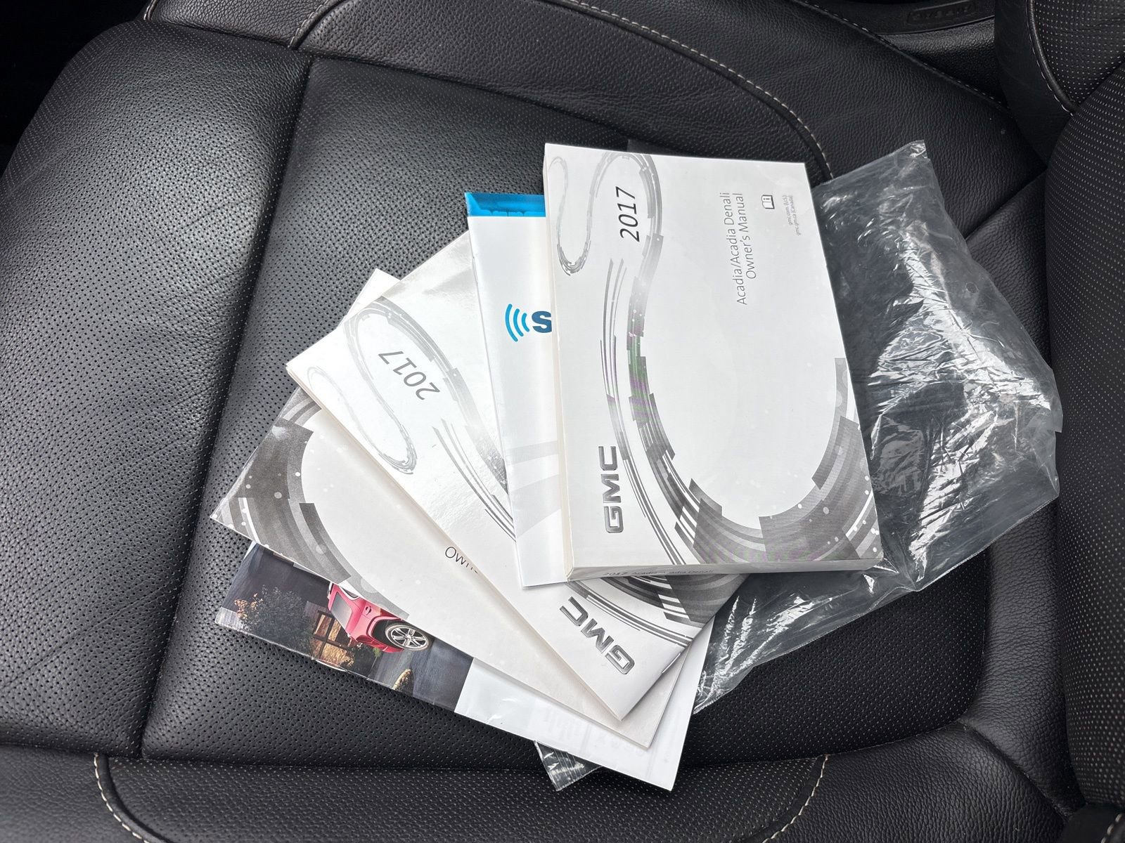 Used 2017 GMC Acadia SLT image 38