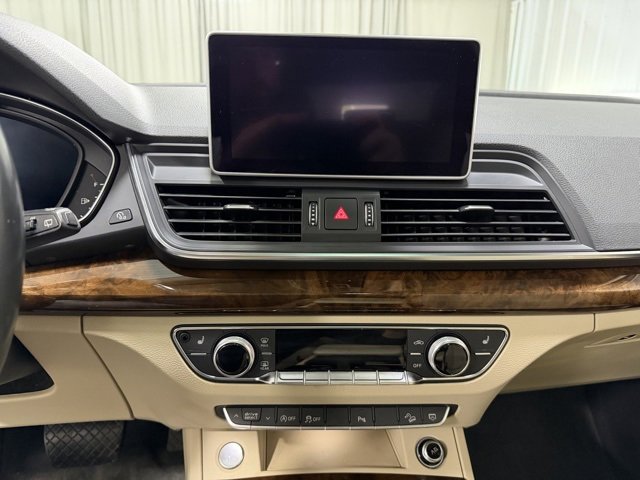 Used 2018 Audi Q5 2.0T Premium Plus w/ Premium Plus Package image 15