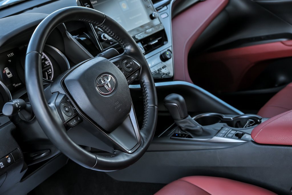 Used 2021 Toyota Camry XSE w/ Navigation Upgrade Package image 18