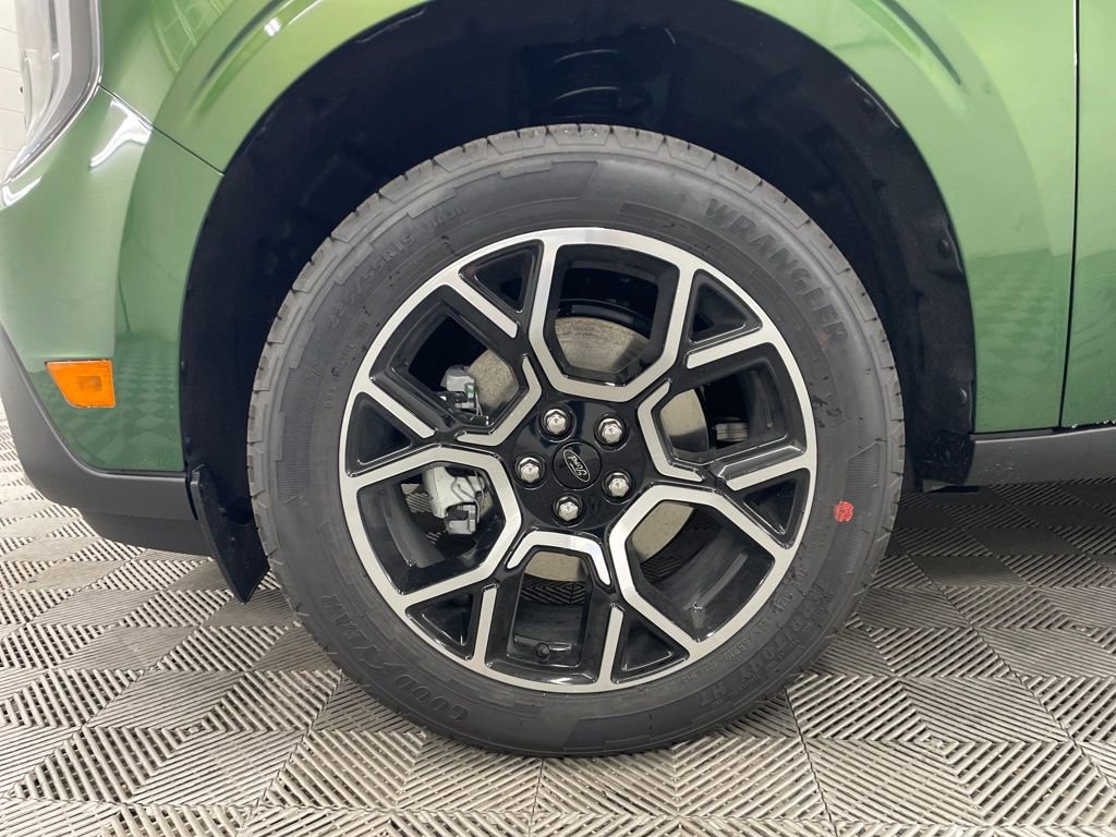 New 2025 Ford Maverick Lariat w/ 4K Tow Package image 12