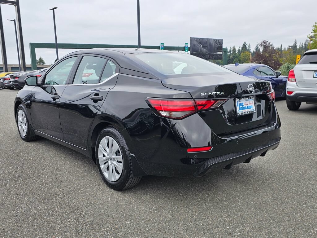 Used 2025 Nissan Sentra S FWD image 7