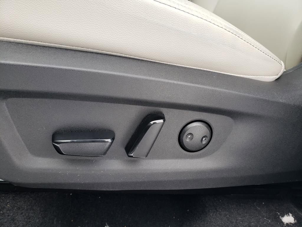 Certified 2025 Nissan Murano SV AWD/4WD image 28