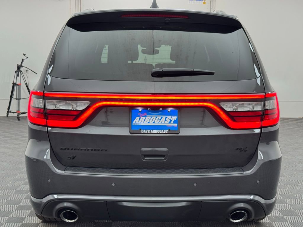 Used 2023 Dodge Durango R/T w/ Tow 'N Go Package image 9